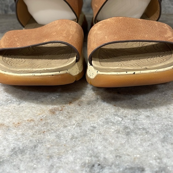 Bionica Nisha Slip On Leather Sandals - Picture 3 of 7